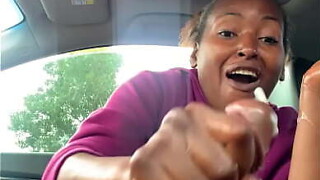 Quick tugjob in automobile